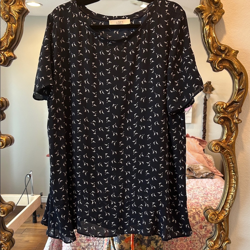 LOFT Navy Short-Sleeve Blouse with White Bird Print